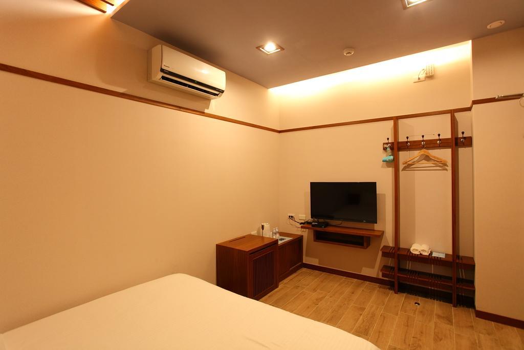 Toutsu Gyoen Donggang Exterior foto